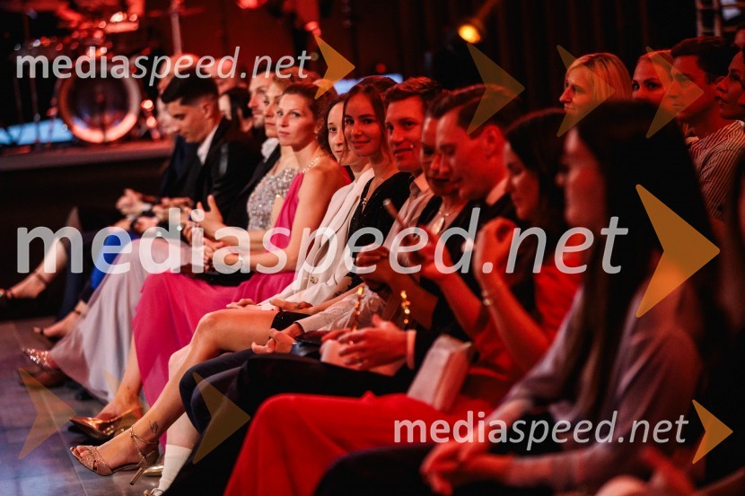 Večer šampionov 2024