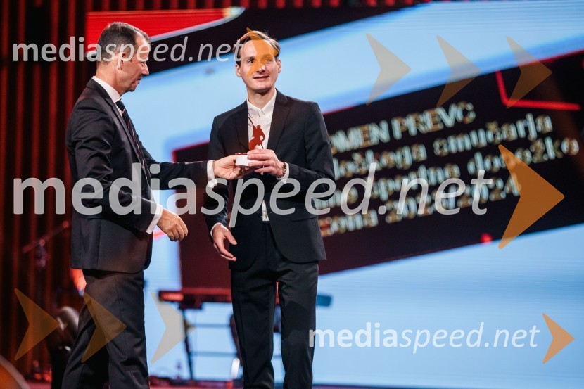  Enzo Smrekar, predsednik uprave Droge Kolinske in glavni direktor strateškega poslovnega področja v Atlantic Grupi, predsednik SZS, podpredsednik Olimpijskega komiteja Slovenije;  Domen Prevc, smučarski skakalecVečer šampionov 2024