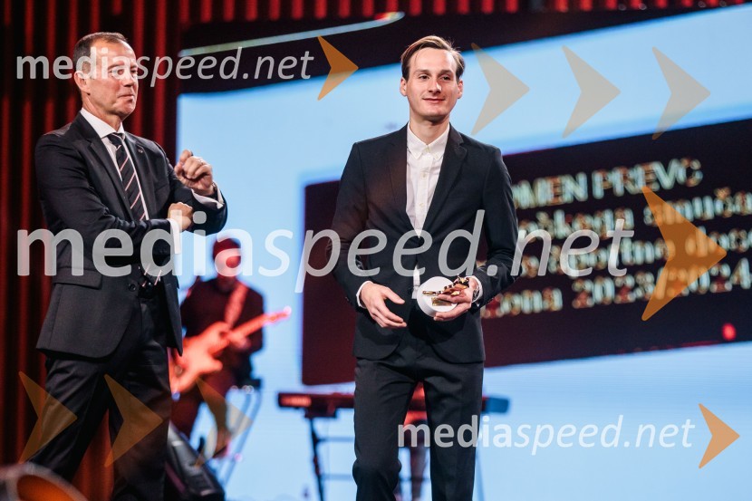  Enzo Smrekar, predsednik uprave Droge Kolinske in glavni direktor strateškega poslovnega področja v Atlantic Grupi, predsednik SZS, podpredsednik Olimpijskega komiteja Slovenije;  Domen Prevc, smučarski skakalecVečer šampionov 2024