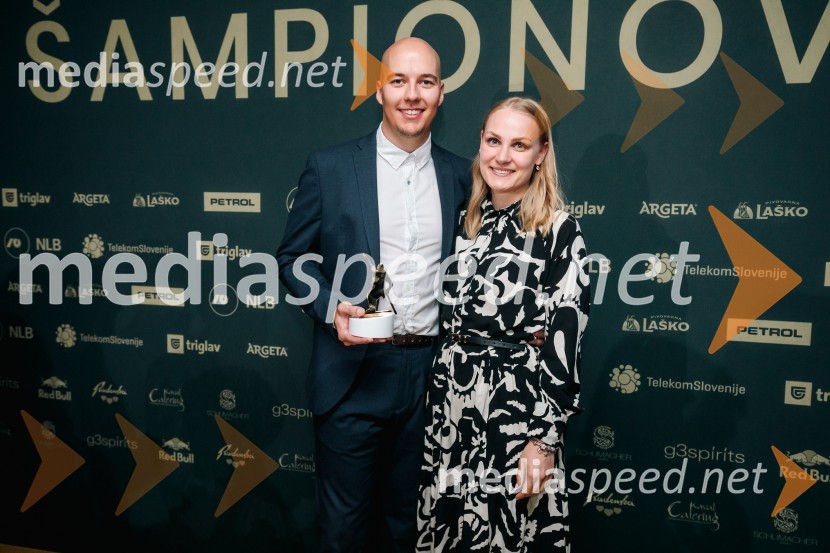 Večer šampionov 2024