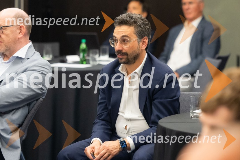 Čaj z razlogom na konferenci z naslovom Pospeševanje zelenega prehoda - priložnosti in financiranje