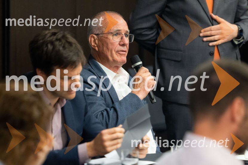 Čaj z razlogom na konferenci z naslovom Pospeševanje zelenega prehoda - priložnosti in financiranje