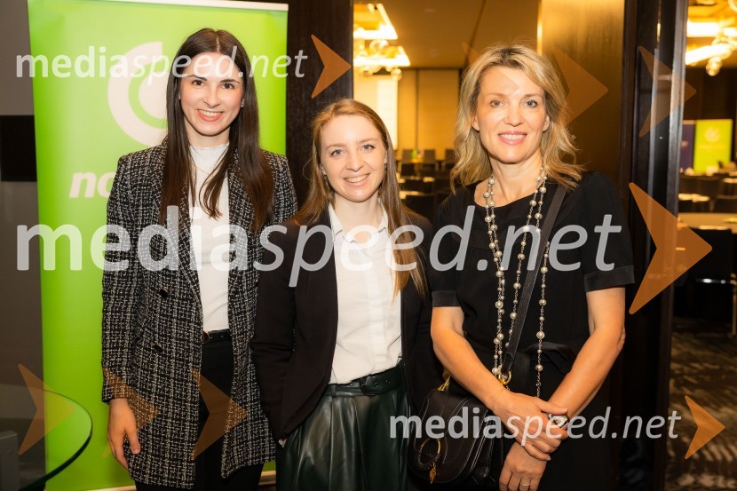  Tara Pleško, Britansko-slovenska gospodarska zbornica;  Špela Drobnič Rener, Britansko-slovenska gospodarska zbornica;  Barbara Uranjek, direktorica, Britansko-slovenska gospodarska zbornicaČaj z razlogom na konferenci z naslovom Pospeševanje zelenega prehoda - priložnosti in financiranje