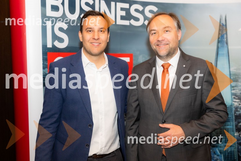  ... ;  Mart D. Buh, vodja poslovnega razvoja, Britansko-slovenska gospodarska zbornicaČaj z razlogom na konferenci z naslovom Pospeševanje zelenega prehoda - priložnosti in financiranje