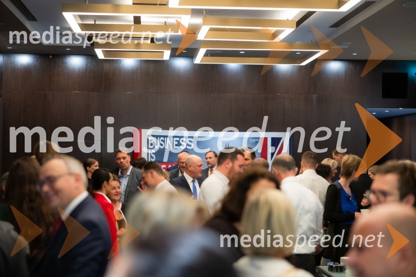 Čaj z razlogom na konferenci z naslovom Pospeševanje zelenega prehoda - priložnosti in financiranje