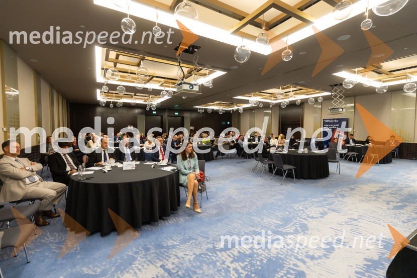 Čaj z razlogom na konferenci z naslovom Pospeševanje zelenega prehoda - priložnosti in financiranje