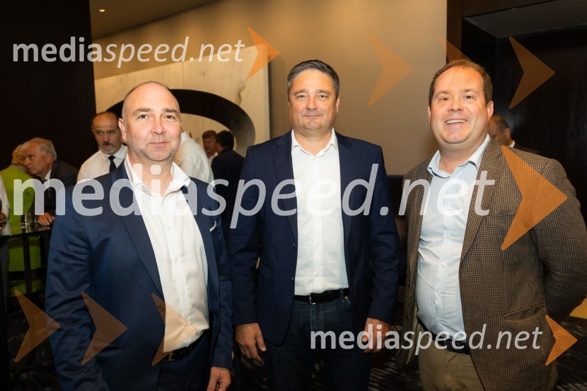 Čaj z razlogom na konferenci z naslovom Pospeševanje zelenega prehoda - priložnosti in financiranje