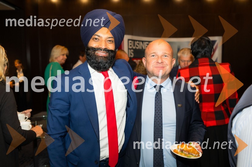  ... ;  Tit Potočnik, direktor Triglavski narodni parkČaj z razlogom na konferenci z naslovom Pospeševanje zelenega prehoda - priložnosti in financiranje