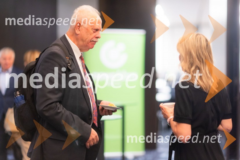 Čaj z razlogom na konferenci z naslovom Pospeševanje zelenega prehoda - priložnosti in financiranje