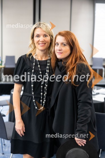  Barbara Uranjek, direktorica, Britansko-slovenska gospodarska zbornica;  Špela Drobnič Rener, Britansko-slovenska gospodarska zbornicaČaj z razlogom na konferenci z naslovom Pospeševanje zelenega prehoda - priložnosti in financiranje