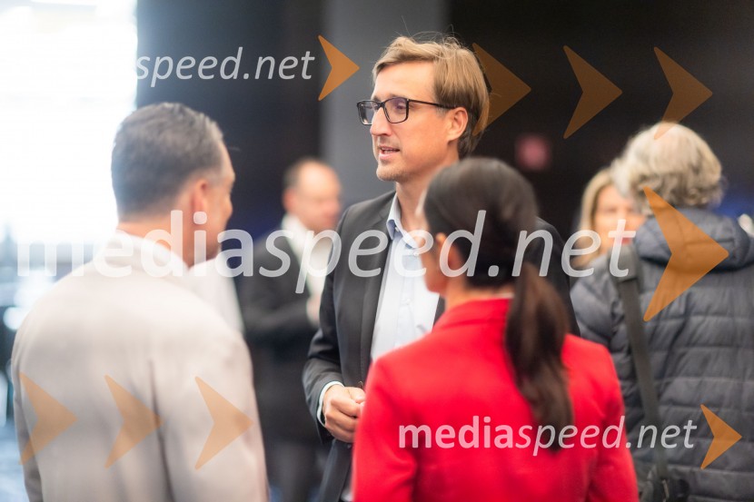 Čaj z razlogom na konferenci z naslovom Pospeševanje zelenega prehoda - priložnosti in financiranje