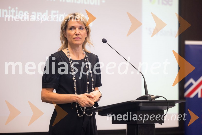  Barbara Uranjek, direktorica, Britansko-slovenska gospodarska zbornicaČaj z razlogom na konferenci z naslovom Pospeševanje zelenega prehoda - priložnosti in financiranje