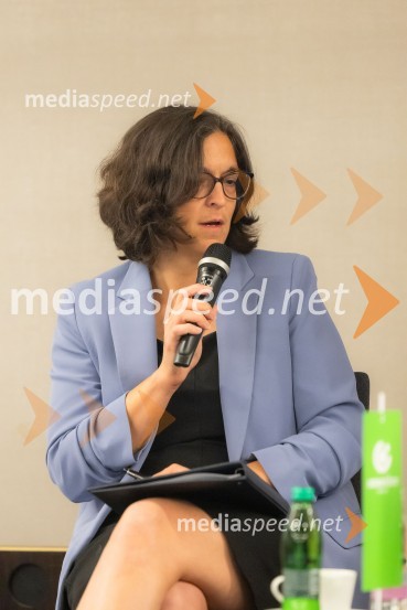 Čaj z razlogom na konferenci z naslovom Pospeševanje zelenega prehoda - priložnosti in financiranje