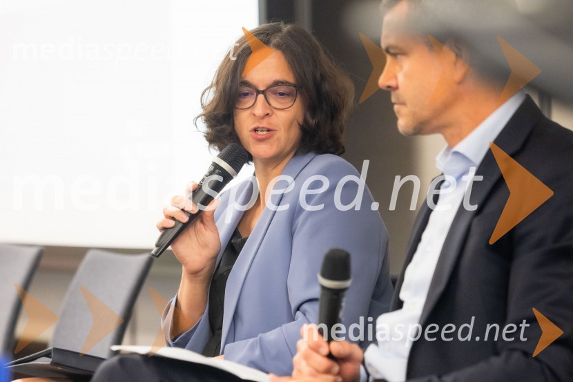  ... ;  Luka Vesnaver, predsednik Britansko-slovenske gospodarske zbornice in partner v ION AdvisoryČaj z razlogom na konferenci z naslovom Pospeševanje zelenega prehoda - priložnosti in financiranje