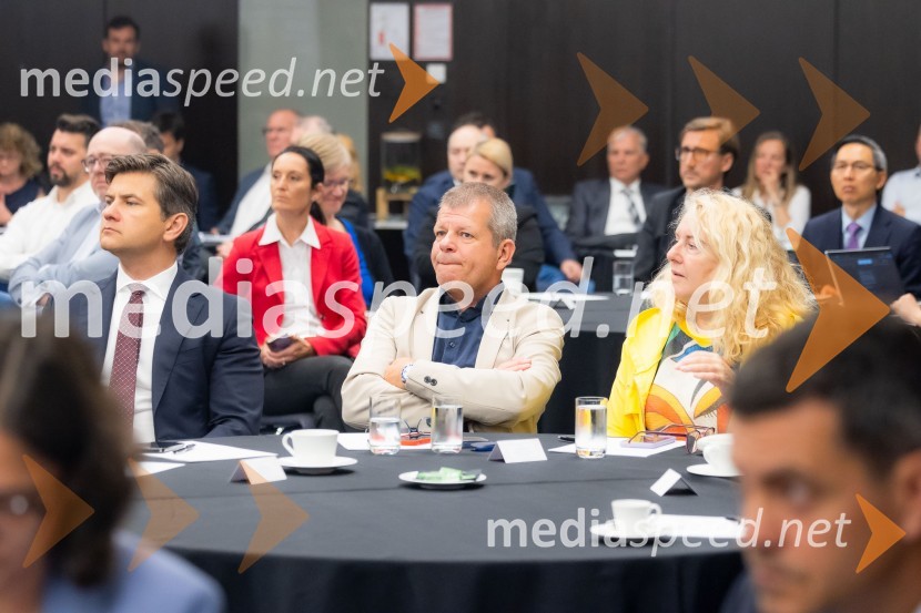 Čaj z razlogom na konferenci z naslovom Pospeševanje zelenega prehoda - priložnosti in financiranje