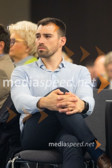 Čaj z razlogom na konferenci z naslovom Pospeševanje zelenega prehoda - priložnosti in financiranje