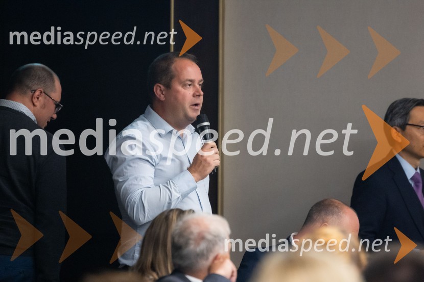 Čaj z razlogom na konferenci z naslovom Pospeševanje zelenega prehoda - priložnosti in financiranje