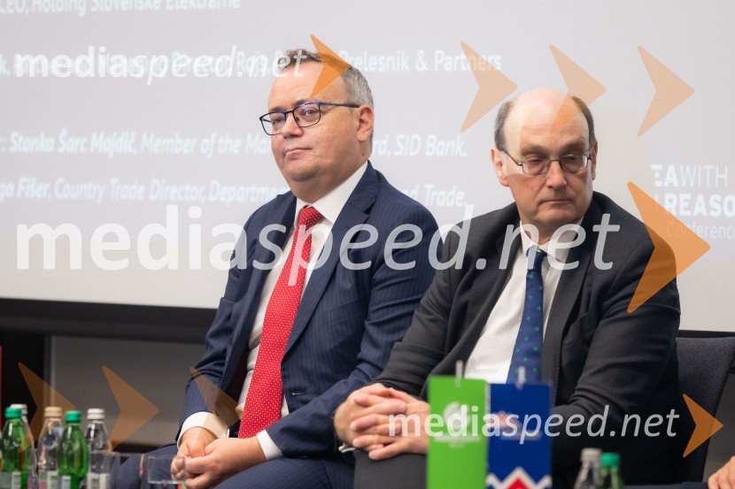  Troy Edwards, partner in so-vodja globalnega energetskega sektorja, A&O Shearman;  Huw Williams, UK Department for Energy Security and Net ZeroČaj z razlogom na konferenci z naslovom Pospeševanje zelenega prehoda - priložnosti in financiranje