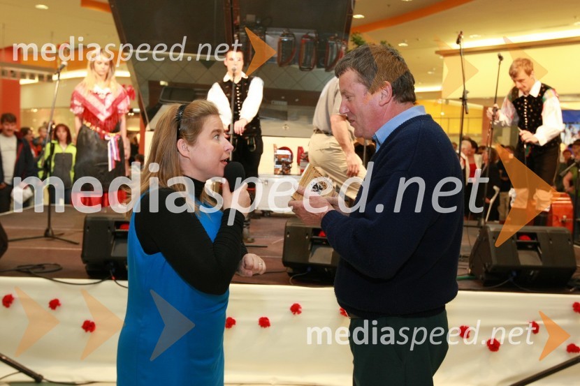 Zvezda Novljan in ...Festival narodnozabavne glasbe v Europarku