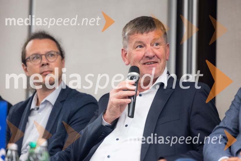 dr. Luka Omladič, Levica;  Franci Bogovič, poslanec Evropskega parlamenta, SLSČaj z razlogom na konferenci z naslovom Pospeševanje zelenega prehoda - priložnosti in financiranje