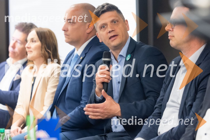  Mojca Erjavec, NSi;  Jure Leben, Gibanje Svoboda; dr. Klemen Belhar, Vesna zelena strankaČaj z razlogom na konferenci z naslovom Pospeševanje zelenega prehoda - priložnosti in financiranje