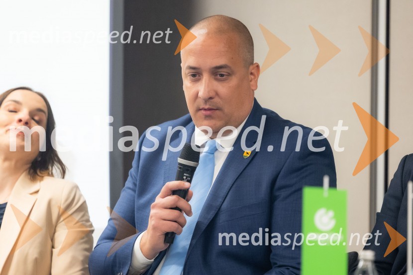  Jure Leben, Gibanje SvobodaČaj z razlogom na konferenci z naslovom Pospeševanje zelenega prehoda - priložnosti in financiranje