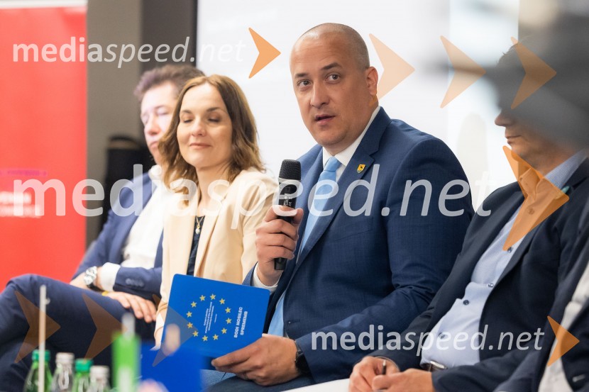  Jure Leben, Gibanje SvobodaČaj z razlogom na konferenci z naslovom Pospeševanje zelenega prehoda - priložnosti in financiranje