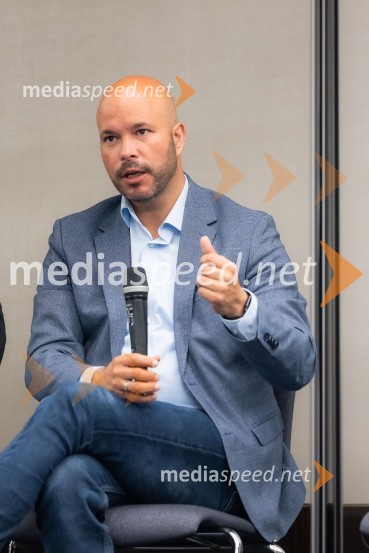  Matevž Frangež, državni sekretarČaj z razlogom na konferenci z naslovom Pospeševanje zelenega prehoda - priložnosti in financiranje