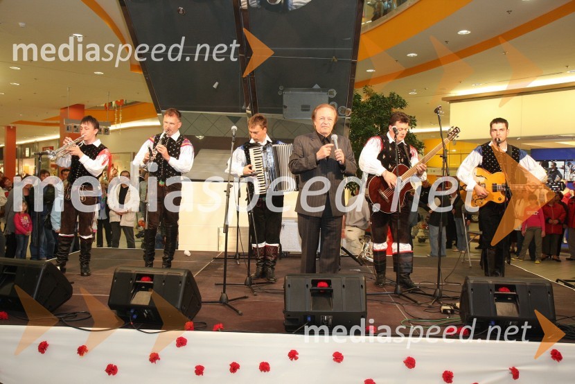 Alfi Nipič in njegovi muzikantiFestival narodnozabavne glasbe v Europarku