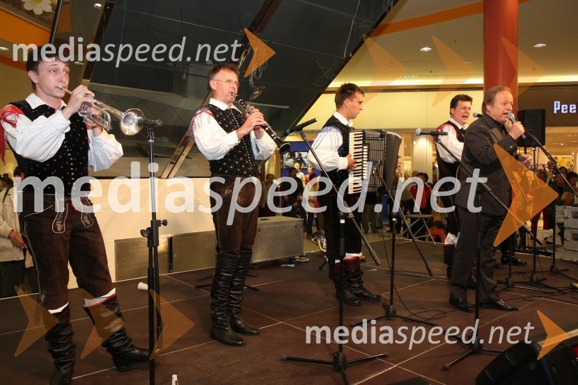 Alfi Nipič in njegovi muzikantiFestival narodnozabavne glasbe v Europarku