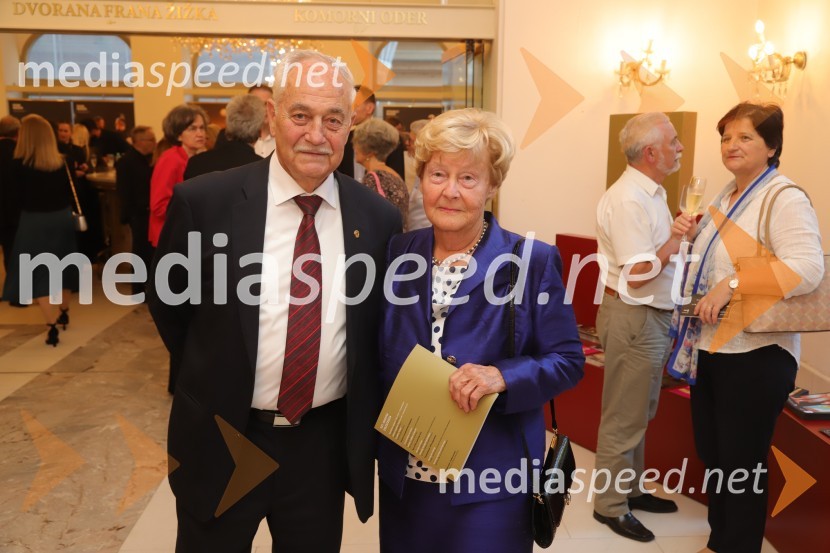  Rudolf Moge, nekdanji politik;  Alojzija Čas MogeTosca, premiera v Operi in Baletu Slovenskega narodnega gledališča Maribor