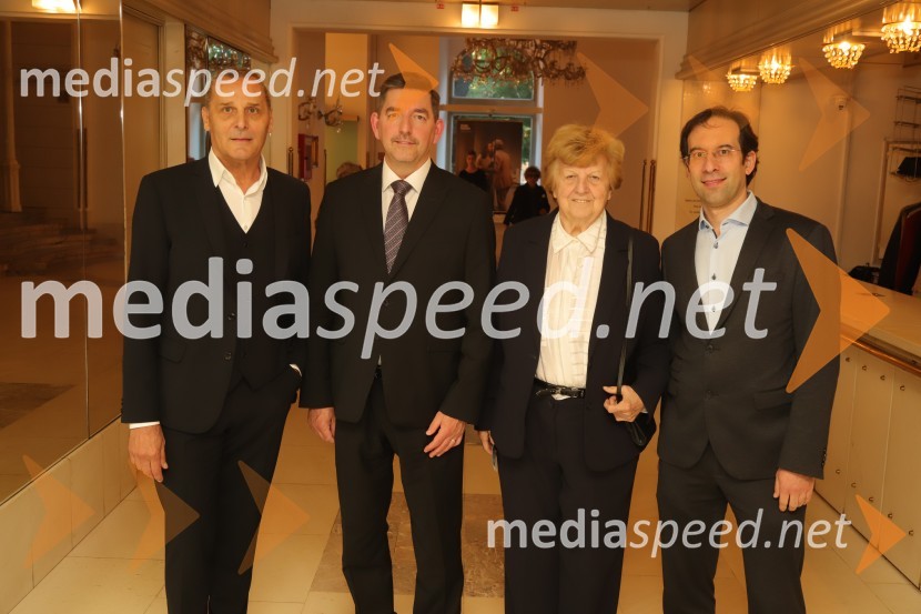  Danilo Rošker, direktor SNG Maribor; dr. Aleš Musar, lastnik Ruske dače;  Marjeta Musar;  Simon Krečič, umetniški direktor Opere SNG MariborTosca, premiera v Operi in Baletu Slovenskega narodnega gledališča Maribor