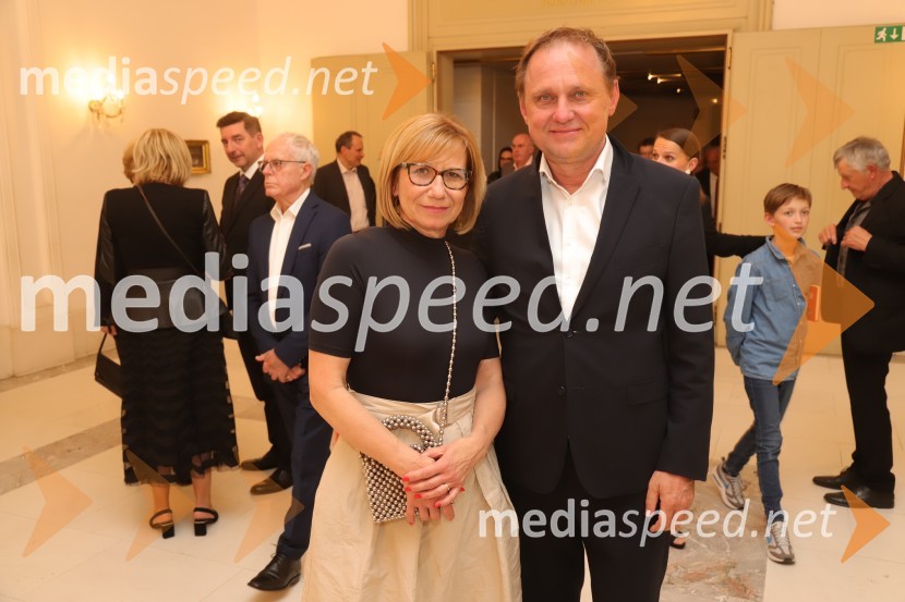  Duška Medved; dr. Samo Peter Medved,  podžupan, Mestna občina Maribor Tosca, premiera v Operi in Baletu Slovenskega narodnega gledališča Maribor