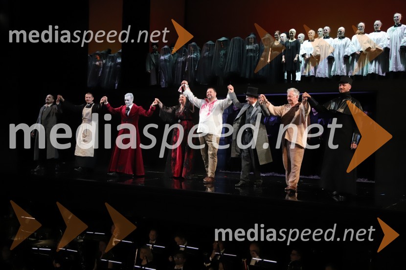  Tomaž Planinc, operni pevec;  Sebastijan Čelofiga, baritonist, operni pevec;  Luka  Brajnik, baritonist;  Rebeka Lokar, operna pevka;  Miheil Šešaberidze;  Dušan Topolovec, operni pevec;  Valentin Pivovarov, operni pevec;  Mihael Roškar, igralec, pevecTosca, premiera v Operi in Baletu Slovenskega narodnega gledališča Maribor