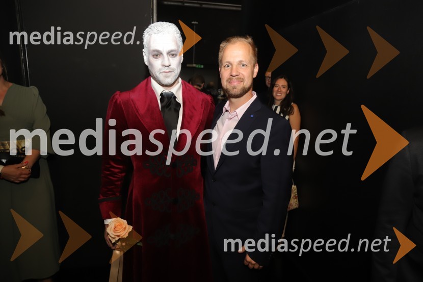  Luka  Brajnik, baritonist;  Martin Sušnik, operni solistTosca, premiera v Operi in Baletu Slovenskega narodnega gledališča Maribor