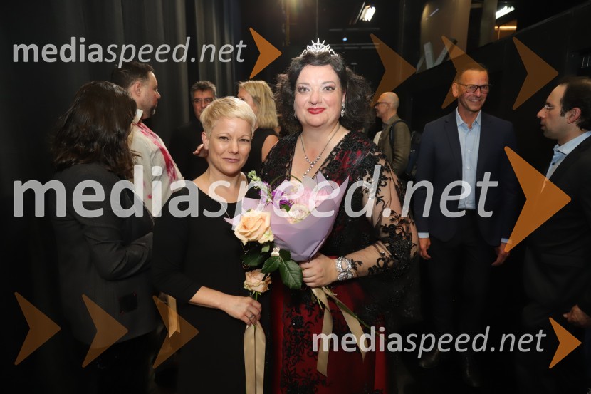  Zsuzsa Budavari Novak, zborovodkinja;  Rebeka Lokar, operna pevkaTosca, premiera v Operi in Baletu Slovenskega narodnega gledališča Maribor