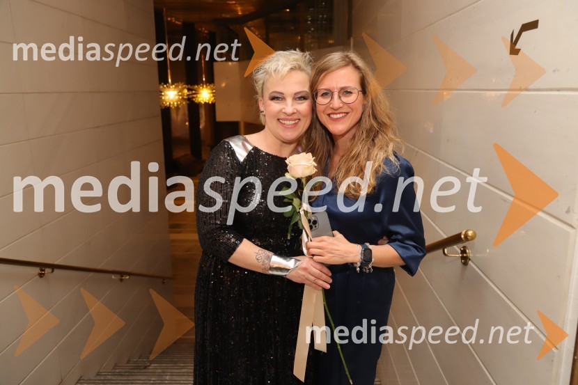  ... ;  Špela Pokeržnik, glasbenica in novinarkaTosca, premiera v Operi in Baletu Slovenskega narodnega gledališča Maribor