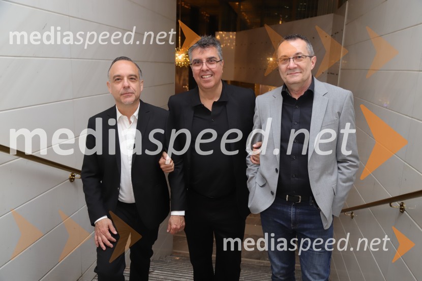  ... ;  Pier Francesco  Maestrini, režiser;  ... Tosca, premiera v Operi in Baletu Slovenskega narodnega gledališča Maribor