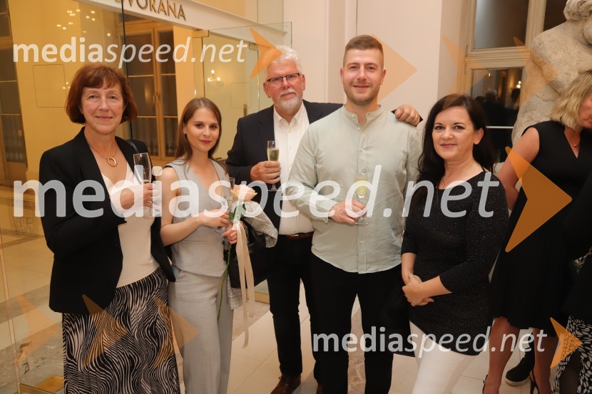  ... ;  ... ;  ... ;  Matic Kašnik, scenograf;  Irena Ferk, operna pevkaTosca, premiera v Operi in Baletu Slovenskega narodnega gledališča Maribor