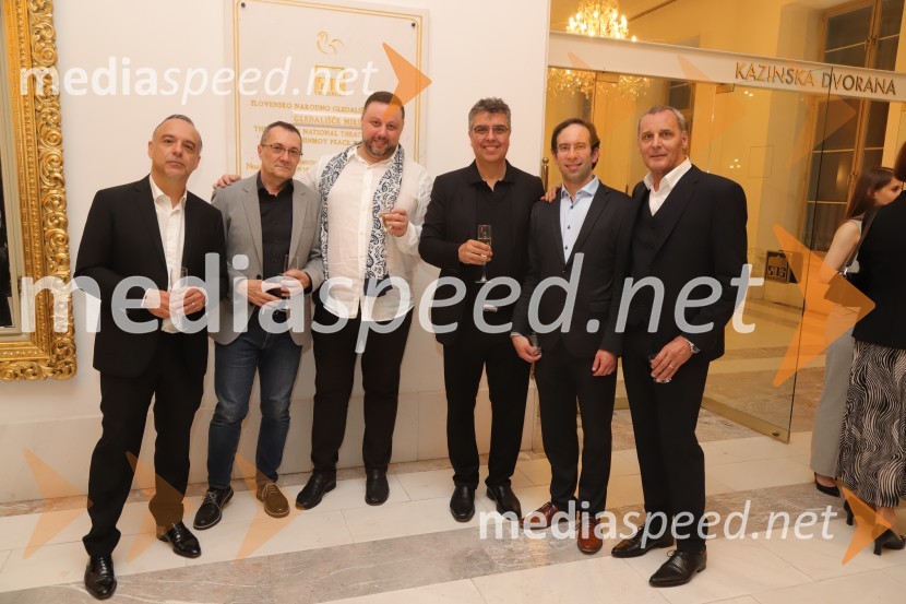  ... ;  ... ;  Iztok Gustinčič, radijski voditelj, glasbenik;  Pier Francesco  Maestrini, režiser;  Simon Krečič, umetniški direktor Opere SNG Maribor;  Danilo Rošker, direktor SNG MariborTosca, premiera v Operi in Baletu Slovenskega narodnega gledališča Maribor