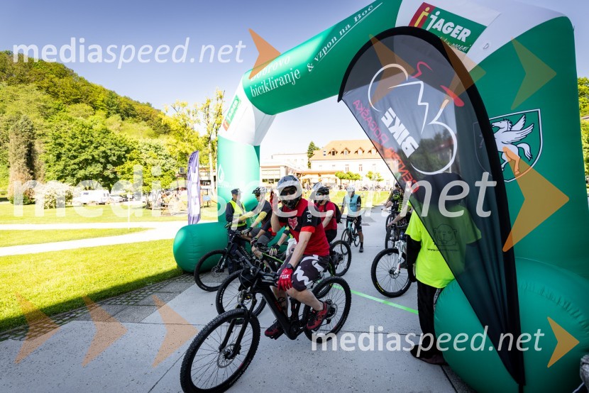 3. Bobrovo bicikliranje in vzpon na Boč