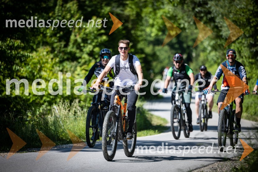 3. Bobrovo bicikliranje in vzpon na Boč