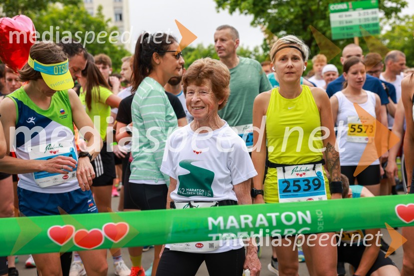  ... ;  Amanda Jus Petrović42. Maraton treh src, teki