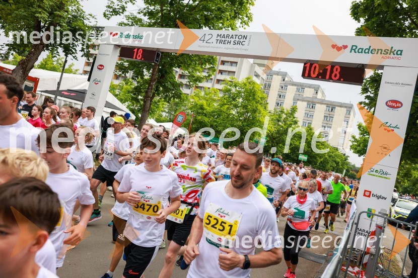 42. Maraton treh src, teki