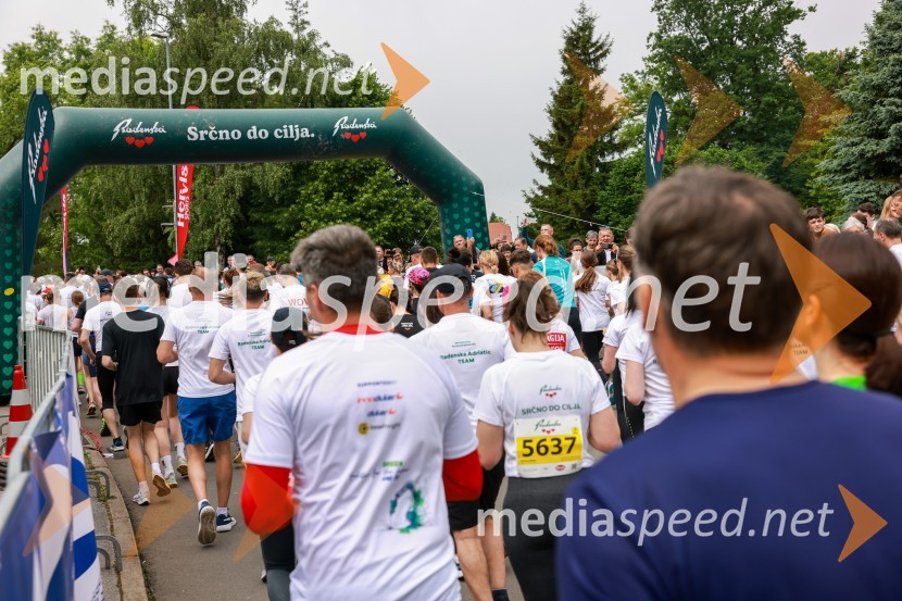 42. Maraton treh src, teki
