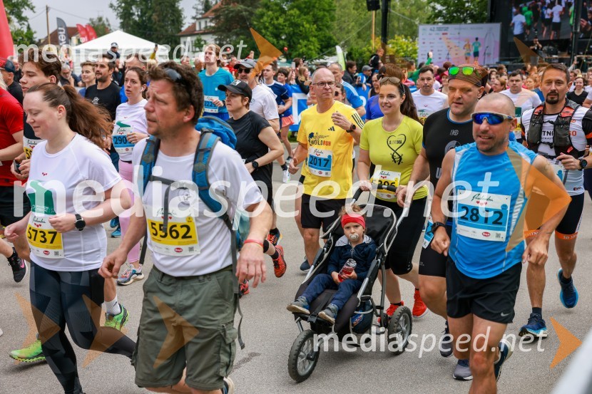 42. Maraton treh src, teki