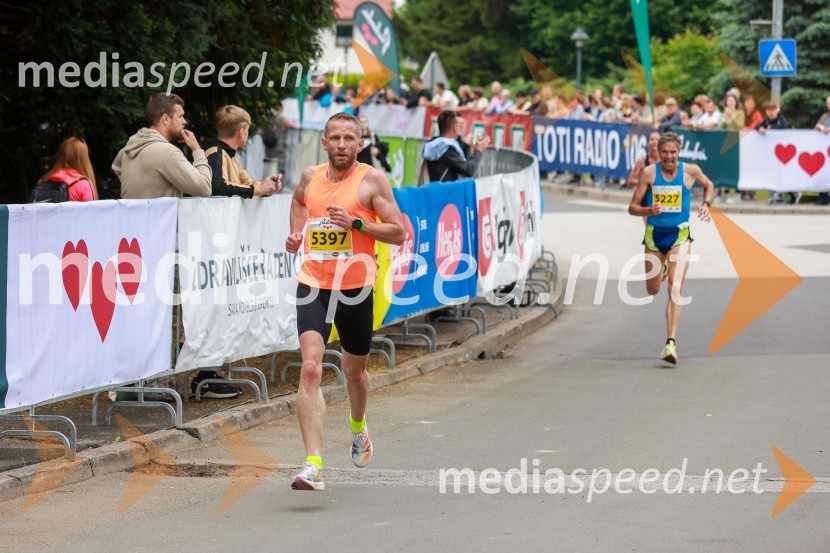  Jože Škodnik42. Maraton treh src, teki