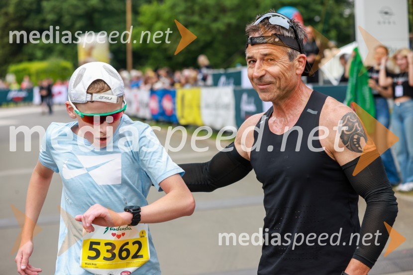  Mark Kojc;  Joze Kojc42. Maraton treh src, teki