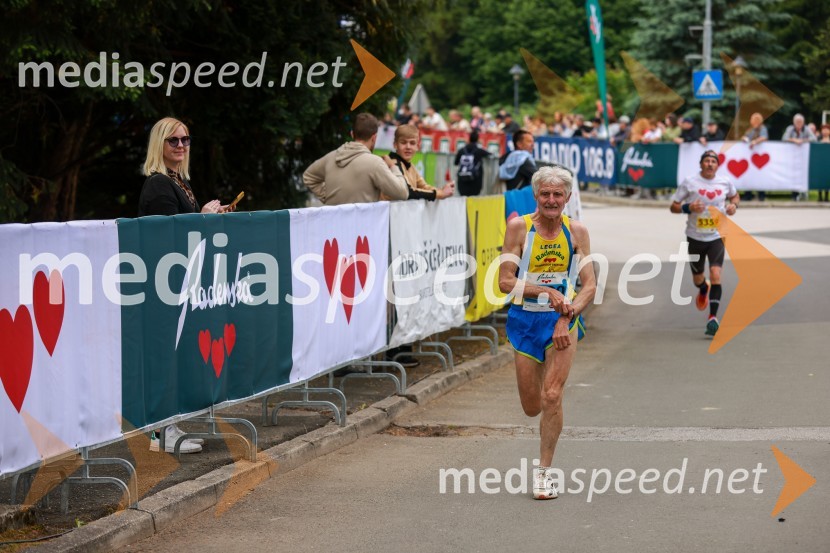 42. Maraton treh src, teki