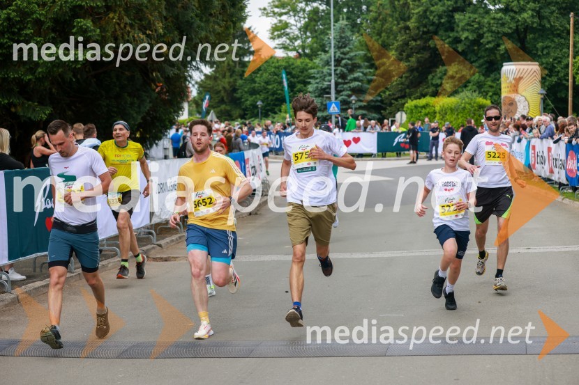 42. Maraton treh src, teki